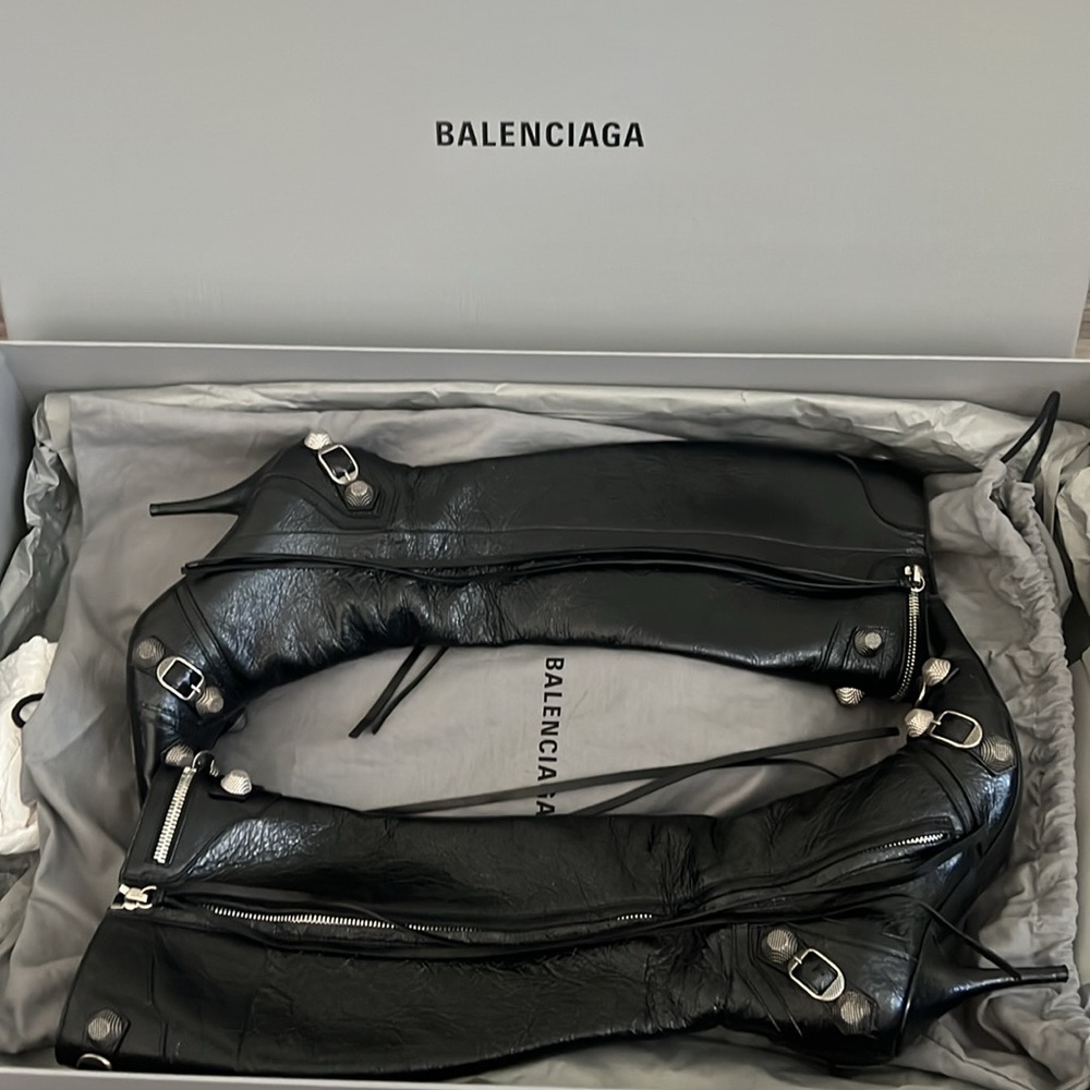 Balenciaga Boots - Picture 7 of 10